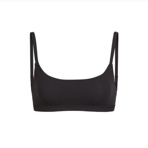 SKIMS Scoop Neck Bra, Onyx